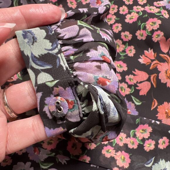 Lovers + Friends Mikayla Floral Wrap Top Blouse Long Sleeve Womens Size Small - Picture 3 of 11